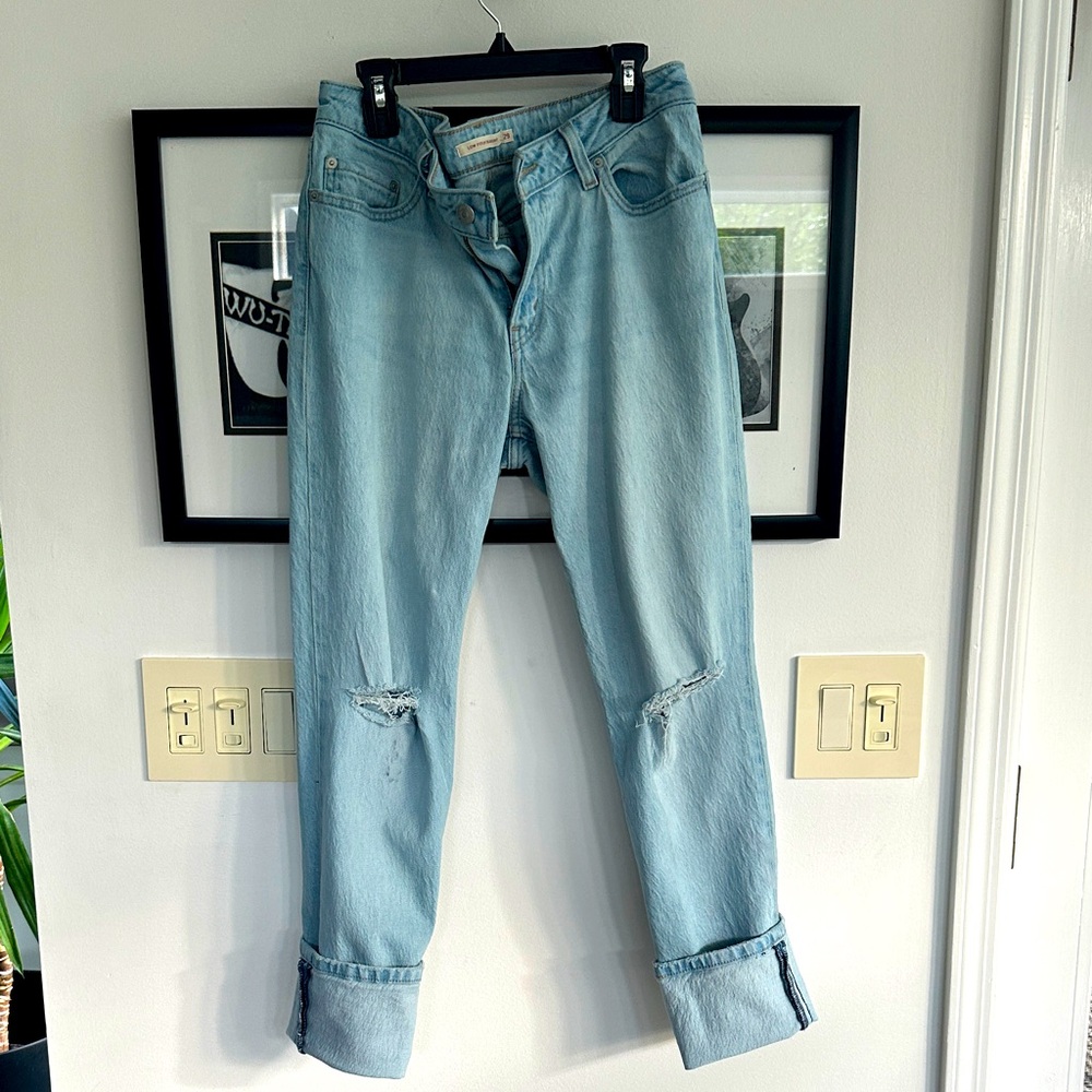 Levi’s Low pitch straight jeans size 29